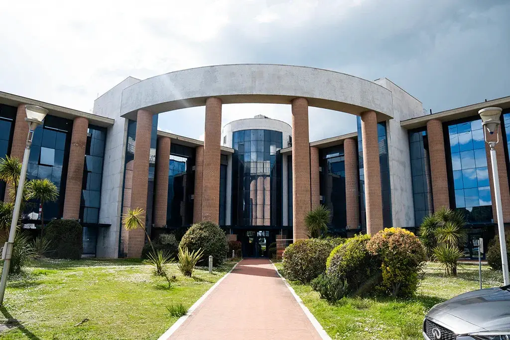 L'esterno della Theory Tower